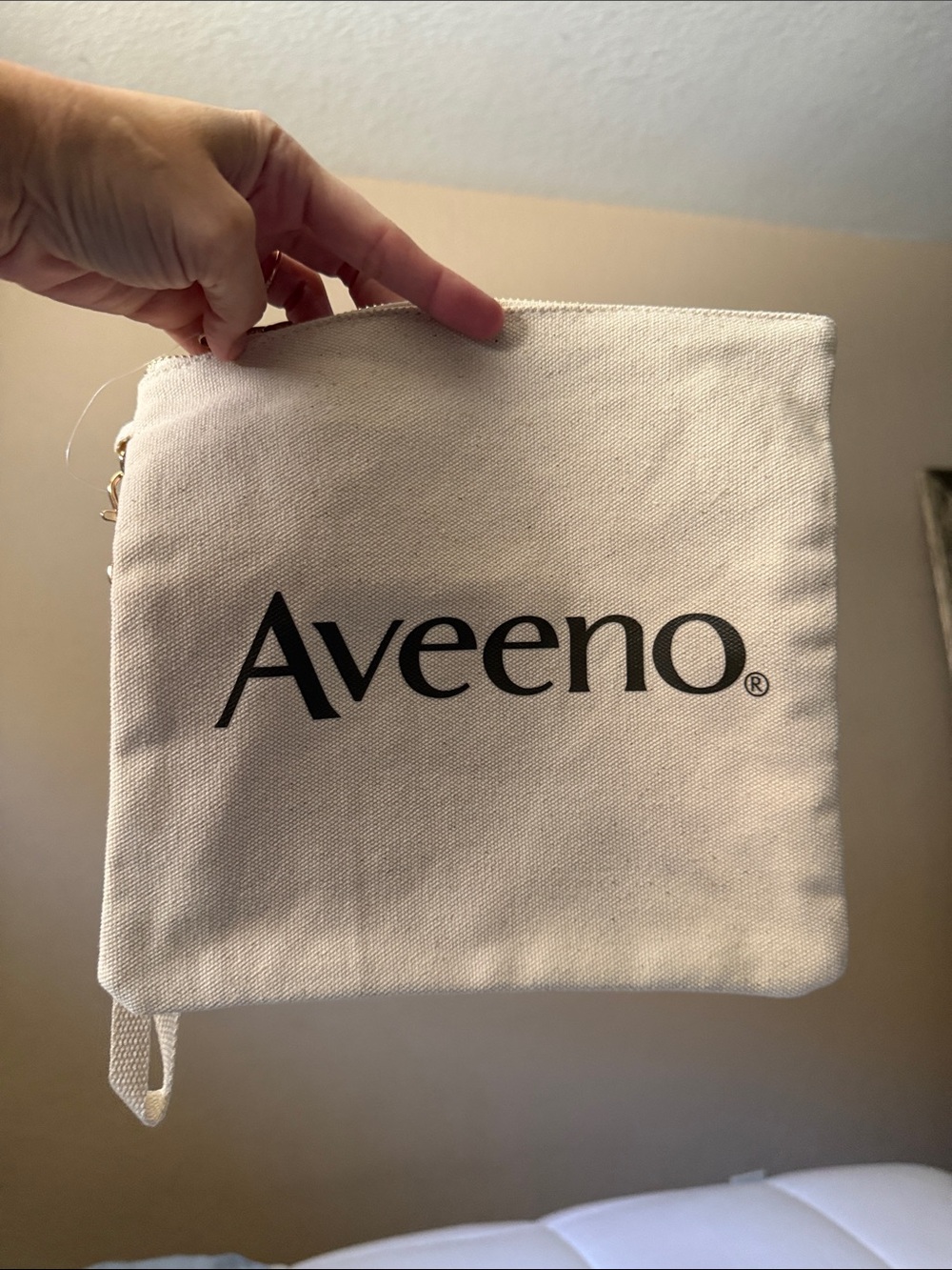 Aveeno Canvas Zip Pouch in Natural